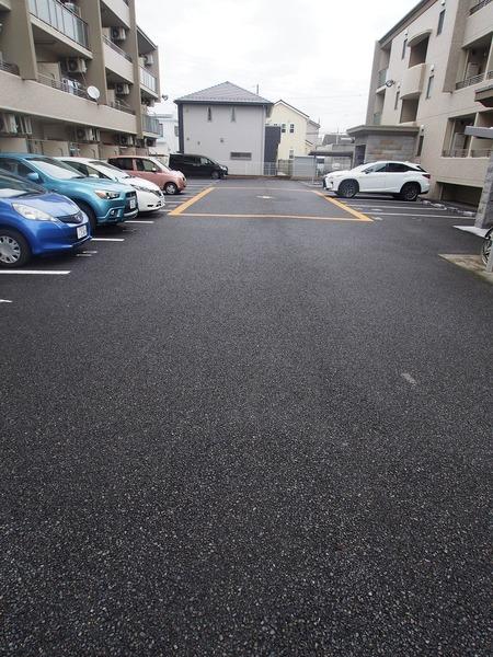 あんふぃに〜Ⅱ（0104） 駐車場