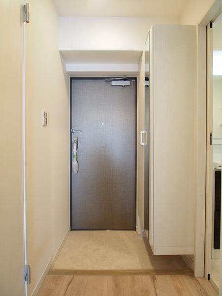 ＫＣＬＡＳＳＹＩＺＵＭＩ（0402） 玄関