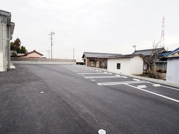 Ａｒｉｅｓ若林（アリエスワカバヤシ）（0203） 駐車場
