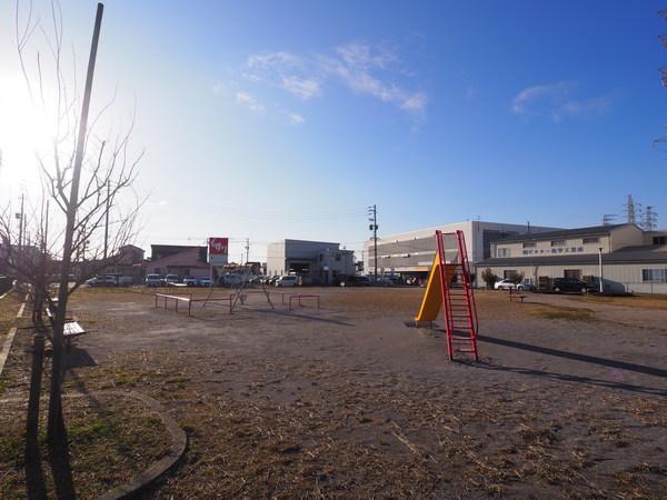 下市場公園：1034m