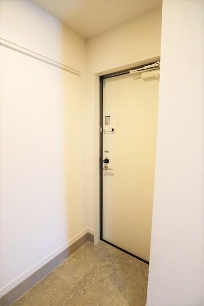 ピラストロ岡崎（0305） 玄関