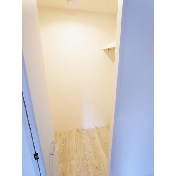 アーバンクラウド泉（303） 収納