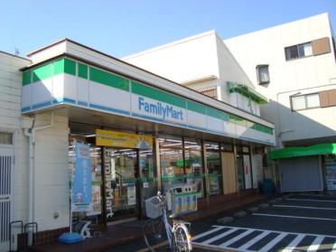 ファミリーマート豊橋前田町一丁目店：694m