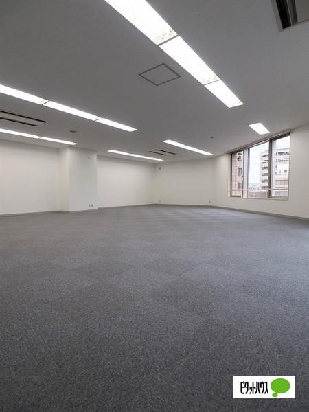 豊田市若宮町事務所 バルコニー