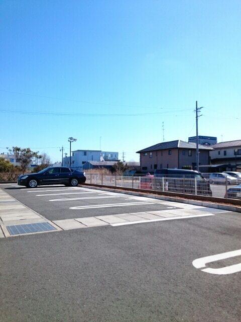ラハナⅡ（101） 駐車場