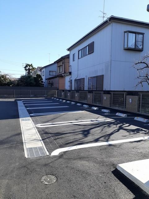 レイア（203） 駐車場