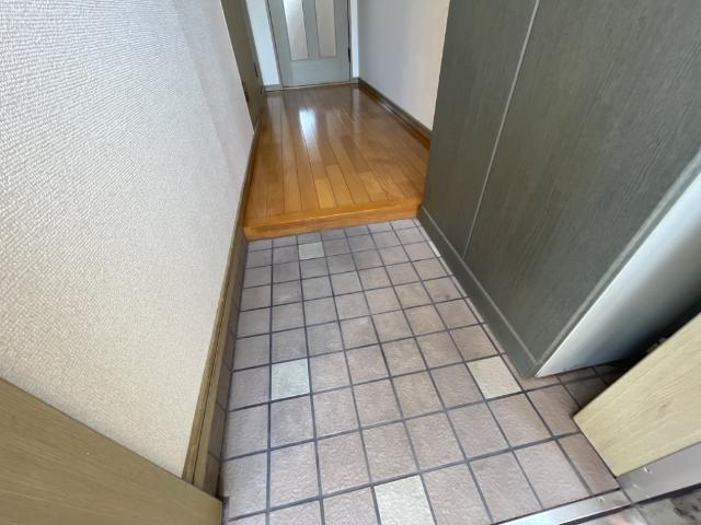 プチメゾン東小鷹野 玄関