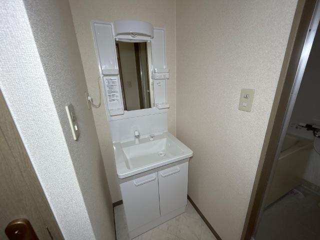 ヒルトップ内張 部屋画像