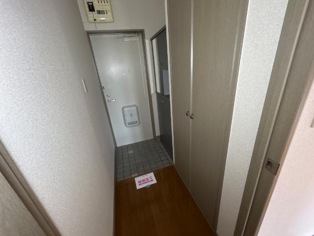 ヒルトップ内張 玄関
