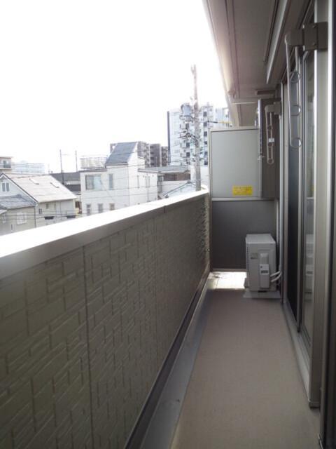Lumiere Maruju（307） バルコニー