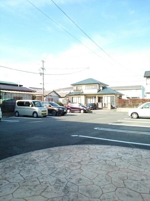 パークウエスト（101） 駐車場