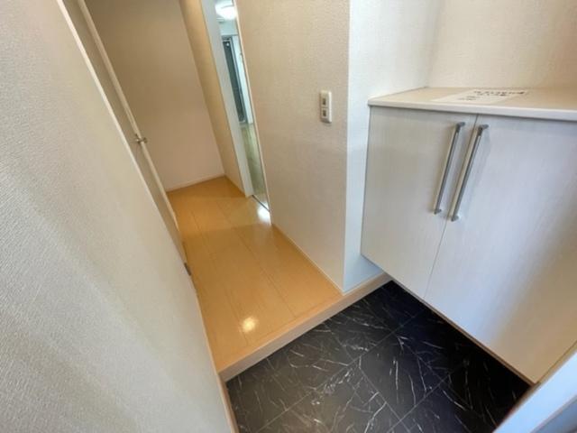 グランシャリオ御園（102） 玄関