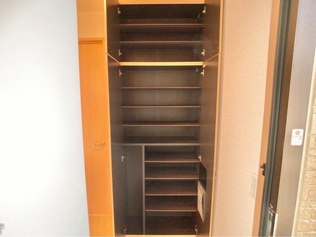シャリテドール（101） その他
