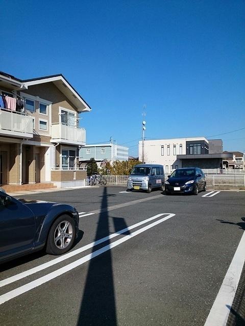 プラシード（102） 駐車場