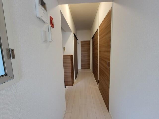 平川ガーデンハイツ（205） 玄関