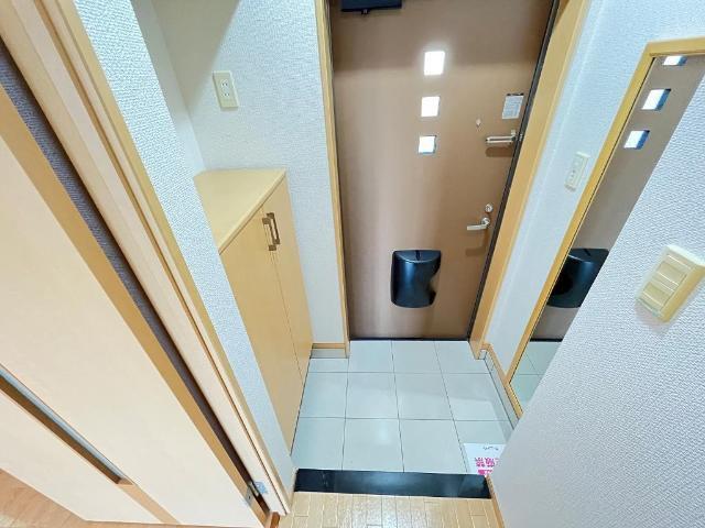ロココプランＣ 玄関
