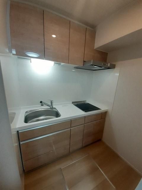レジデンス北岩田　Ⅱ（101） キッチン