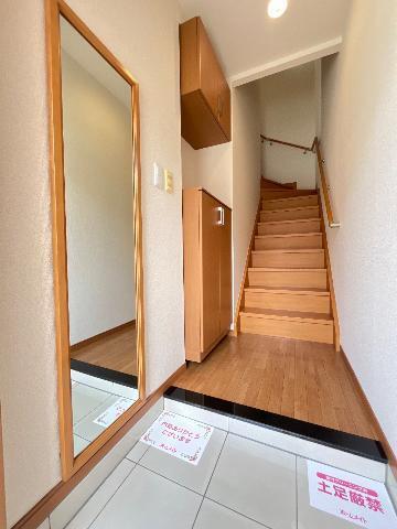 ロココプランＢ 玄関