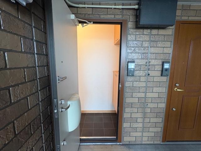 セジュールロイヤル　Ａ（203） 玄関