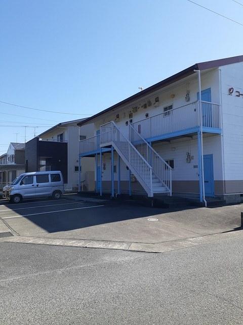 コーポパークサイド（202） 駐車場