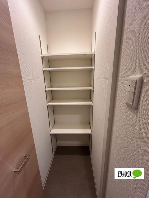 サンステージ金山（1002） 収納