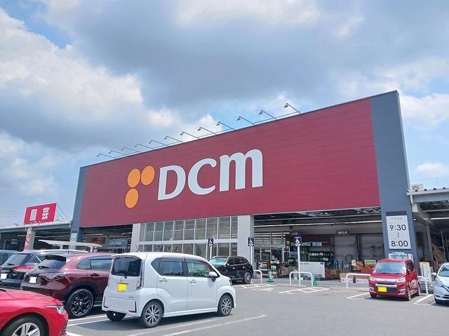 ＤＣＭカーマ：2400m