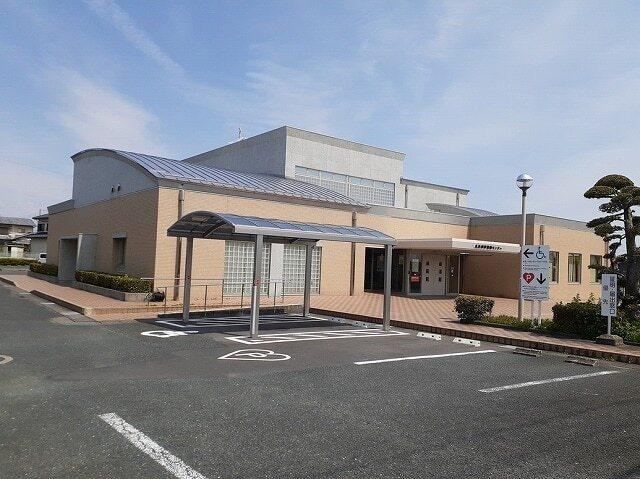 北浜南部協働センター：700m