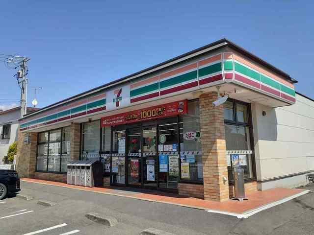 セブンイレブン三ケ日西天王町店：1300m