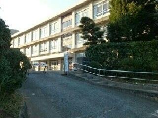 御油小学校：1600m