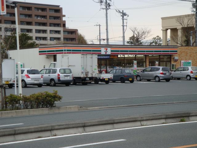セブンイレブン浜松志都呂町店：146m