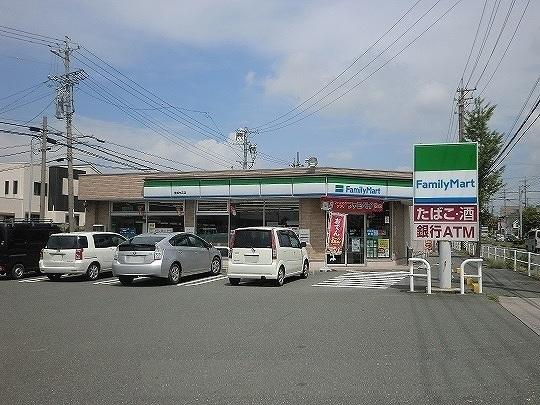 ファミリーマート：350m