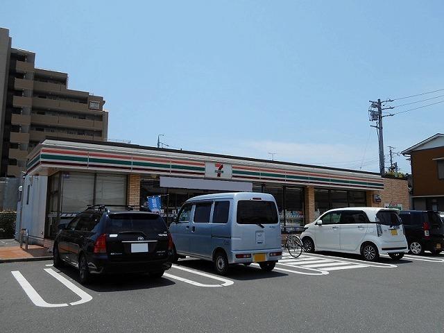 セブン-イレブン 浜松飯田町店：140m