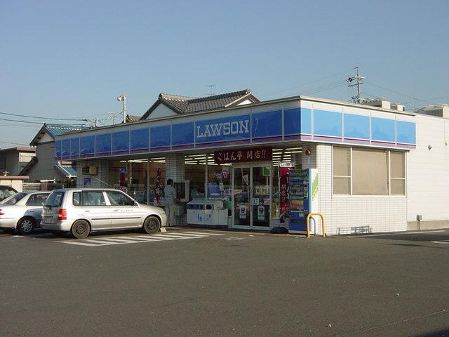 ローソン豊橋神ノ輪店：387m