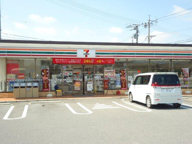 セブンイレブン（福岡店）：183m