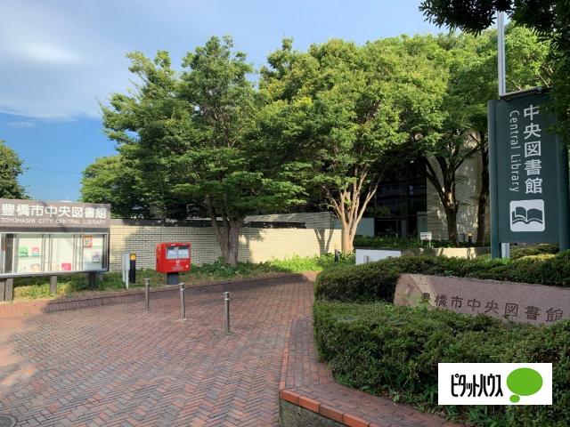 豊橋市中央図書館：1518m