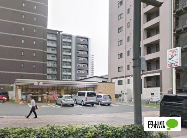 セブンイレブン名古屋丸田町店：128m