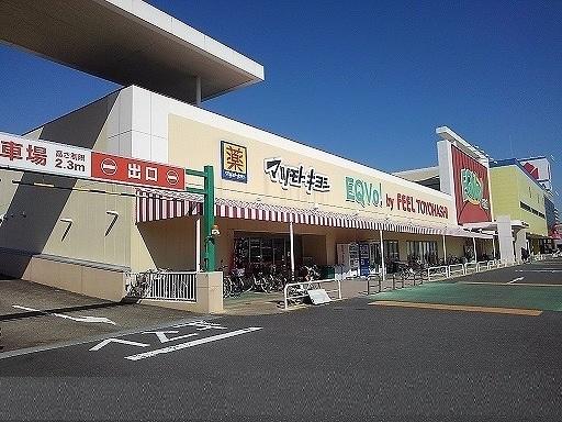 マツモトキヨシ：170m