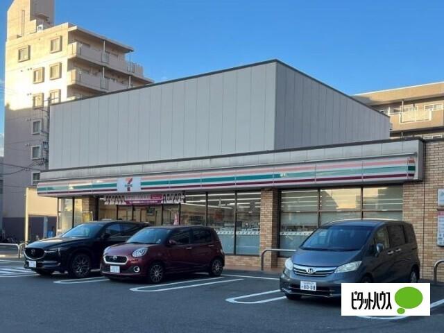 セブンイレブン名古屋太閤通４丁目店：129m