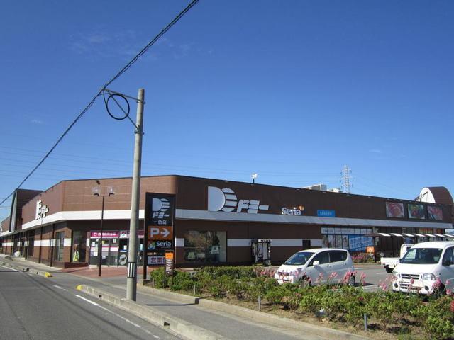 ドミー 一色店：1700m