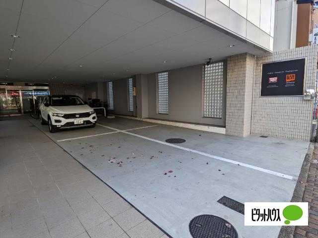 Ｋ−ＢＬＤＧ 駐車場