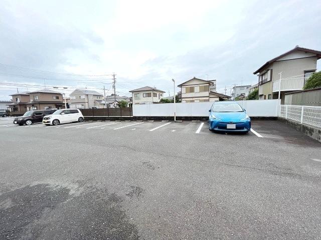 パレット名塚（202） 駐車場