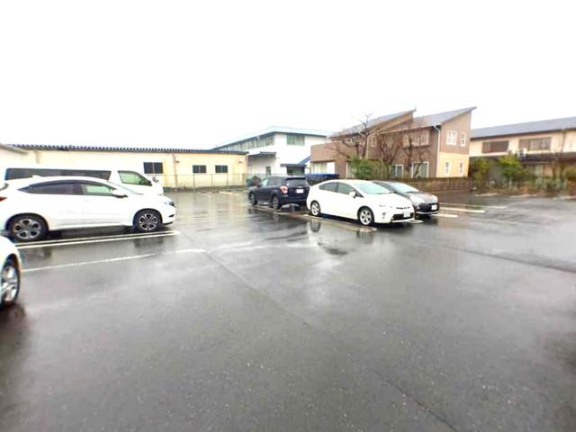 ルボアささがせ　B（203） 駐車場