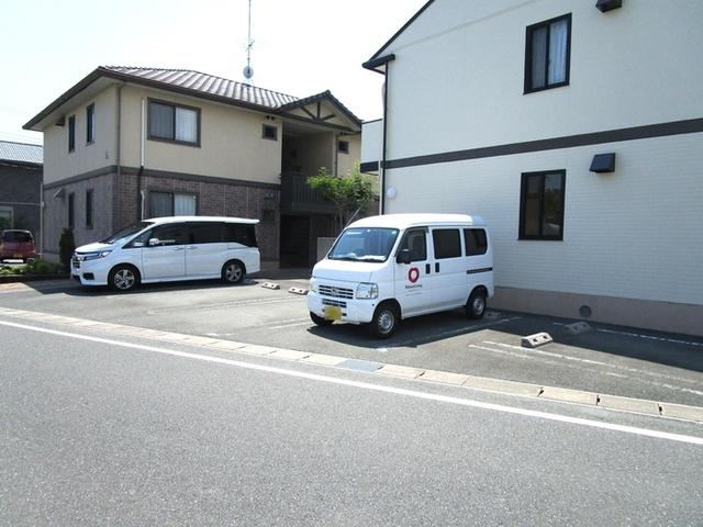 セジュール サンピア　Ｃ（201） 駐車場