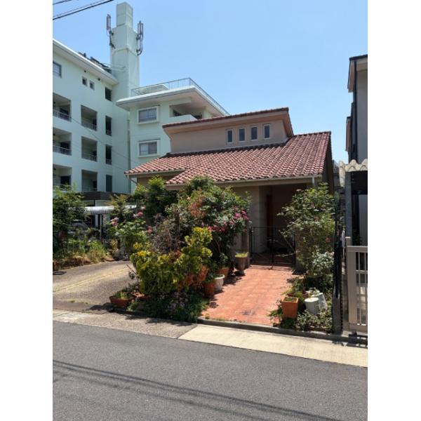 愛知県名古屋市昭和区川名町１丁目