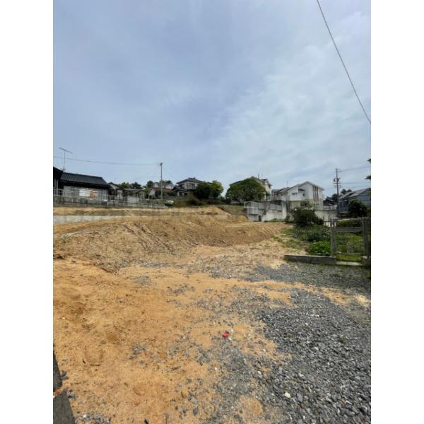 愛知県岡崎市若松町字萱林