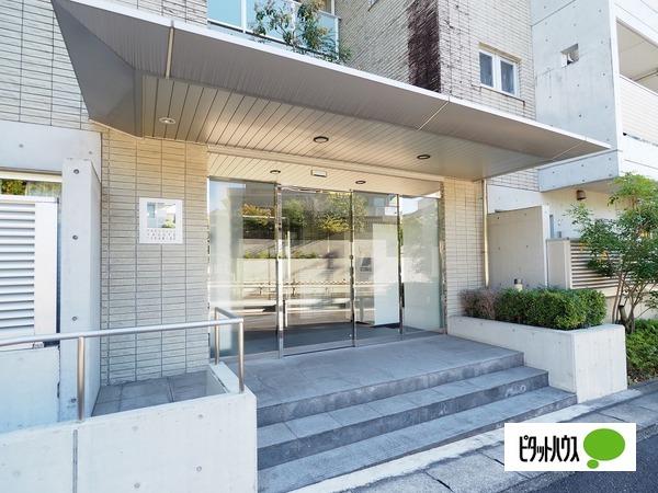 プレセーヌ八事高峯 エントランス