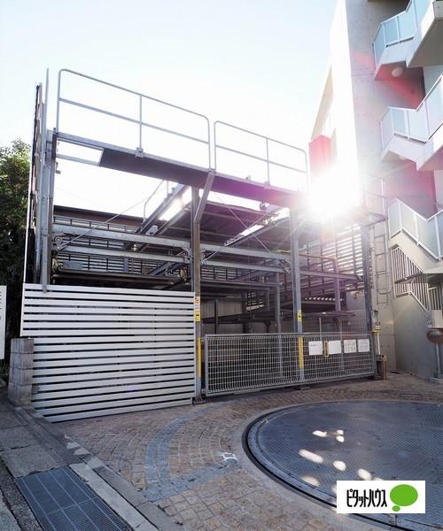 プレセーヌ八事高峯 駐車場