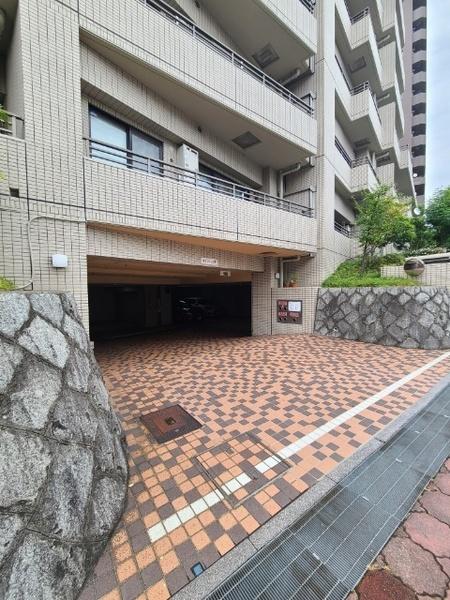 アドリーム八事雲雀ヶ岡 駐車場