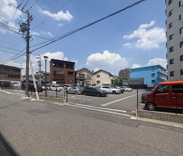 バンベール刈谷マスターコート 駐車場