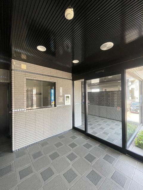 ロイヤルマンション岡崎南公園 エントランス